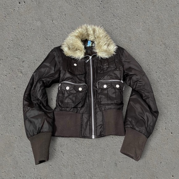 Blü Vintage Y2K Cropped Brown Jacket W/ Faux-Fur Trim - Picture 3 of 10